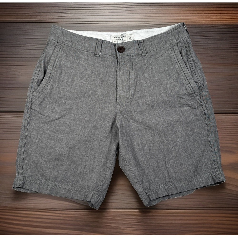 Abercrombie & Fitch Men's Gray Chino Shorts. Size 30